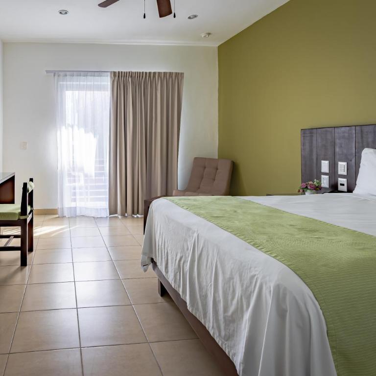 Imperla Hotel - Queen Room with Balcony - 10