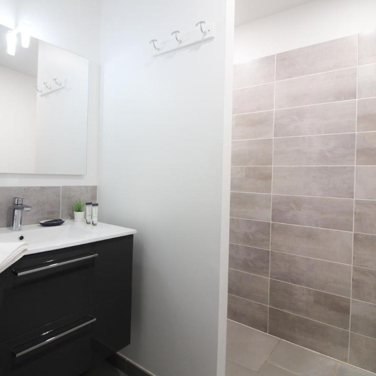 Les Bulles avec Jacuzzi Privatif & Parking privé - Appartamento con 1 Camera da Letto - 8