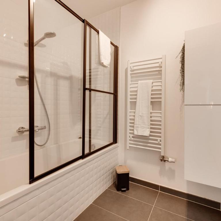 L'Estrade 4 - Appartement 2 bedrooms with the view lake & garage - Apartment - 16