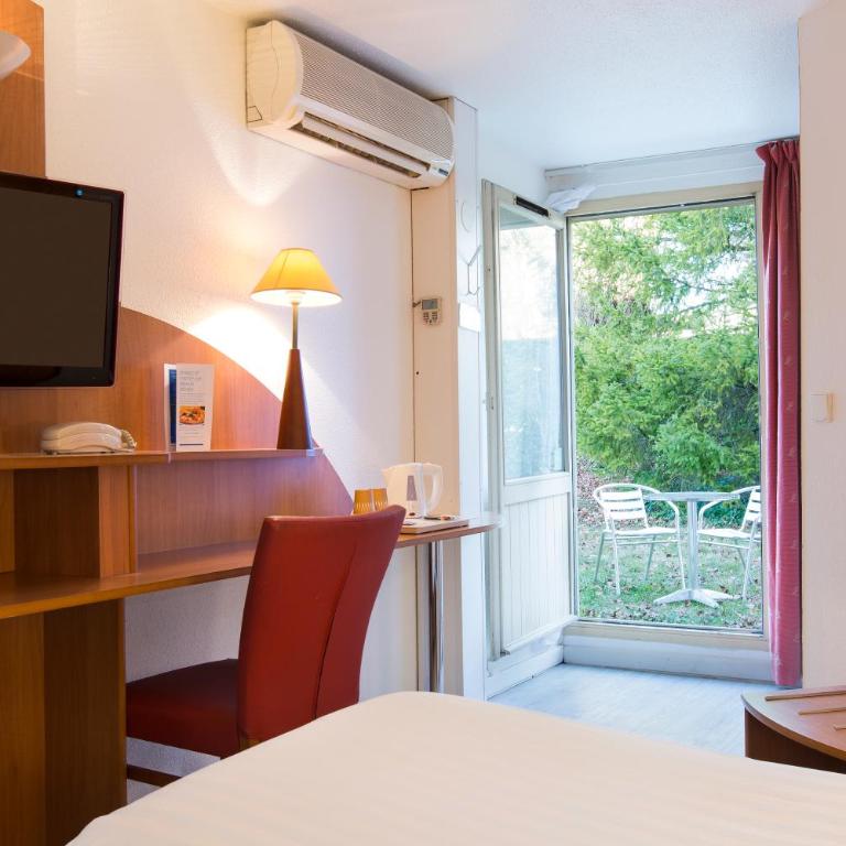 Comfort Hotel Grenoble Meylan - Chambre Lits Jumeaux - 2