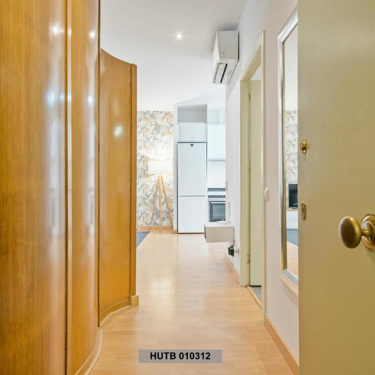 Alcam Glorias - Two-Bedroom Apartment (6 Adults) - 14