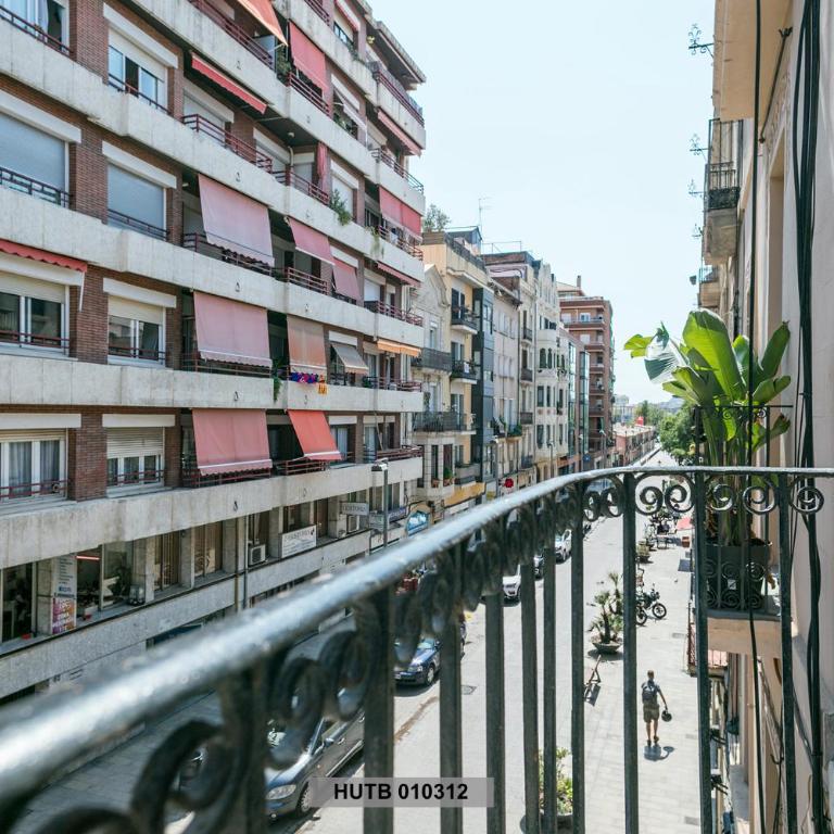 Alcam Glorias - Two-Bedroom Apartment (6 Adults) - 18