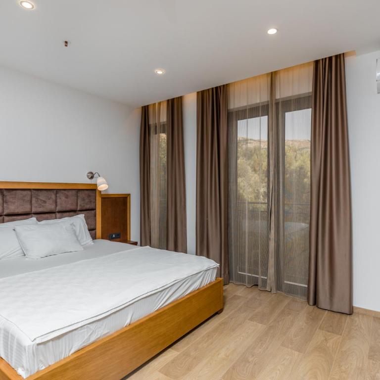 Hotel Plaza Lucice - Double Room with Terrace - 2