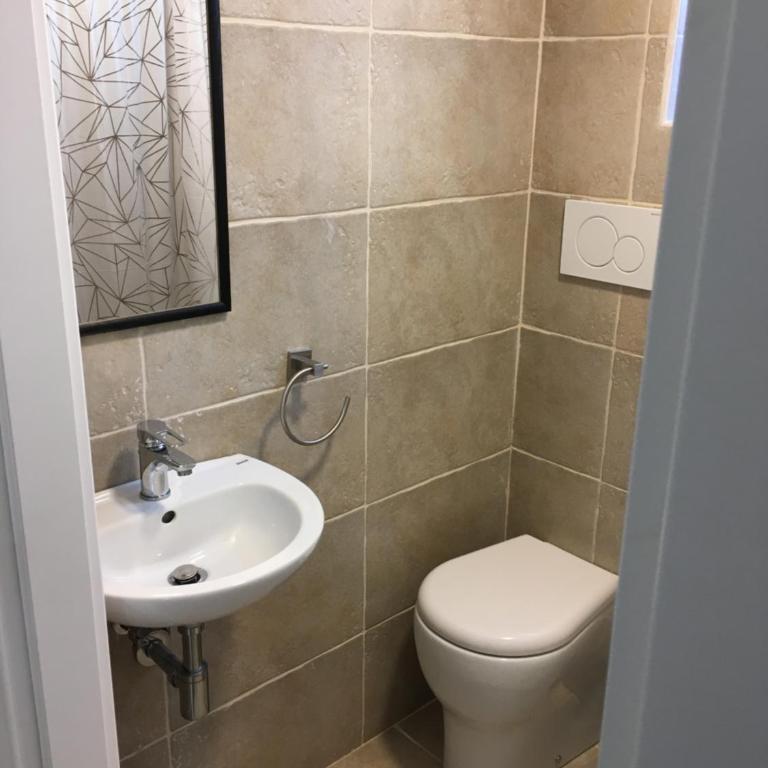 Graziella Home - Appartamento con 1 Camera da Letto - 40