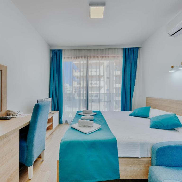 Hotel Obala - Deluks Dvokrevetna Soba s Bračnim Krevetom (2 odrasle osobe + 1 dete) - 5