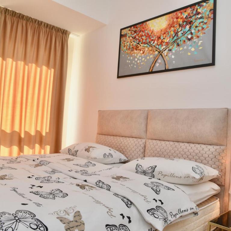 The Main Square Apartments - Superior Apartman - 1