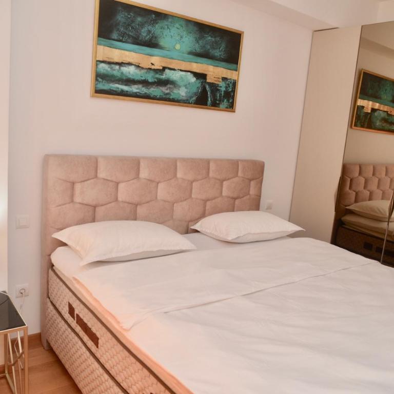 The Main Square Apartments - Superior Apartman - 31