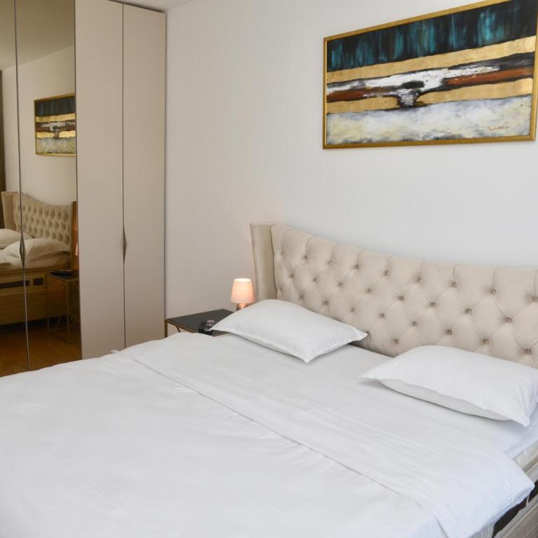 The Main Square Apartments - Superior Apartman - 30