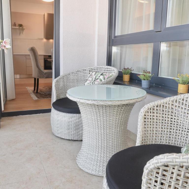 The Main Square Apartments - Superior Apartman - 16