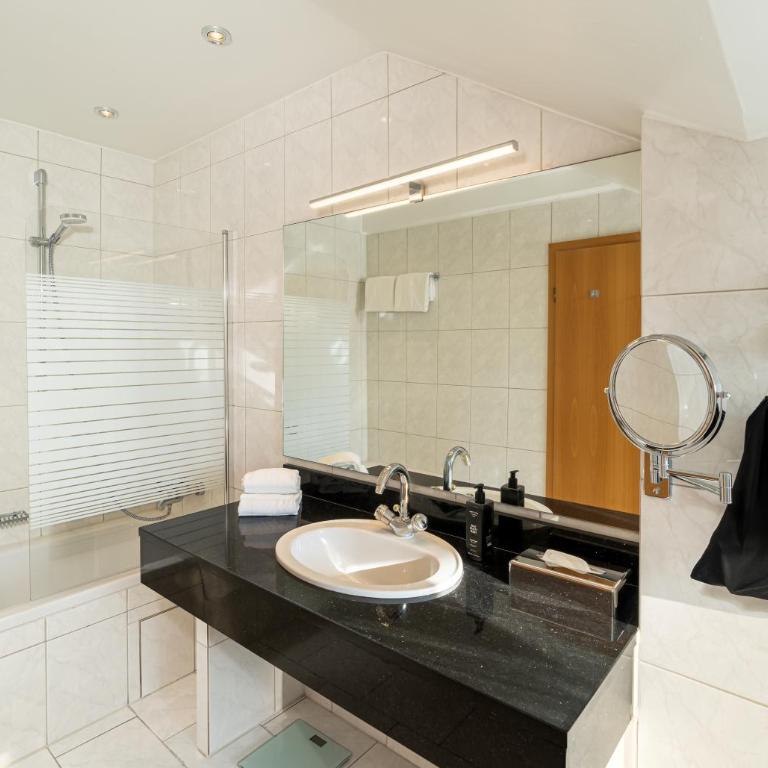 Maison Viktoria Augsburg - Superior Zweibettzimmer - 10