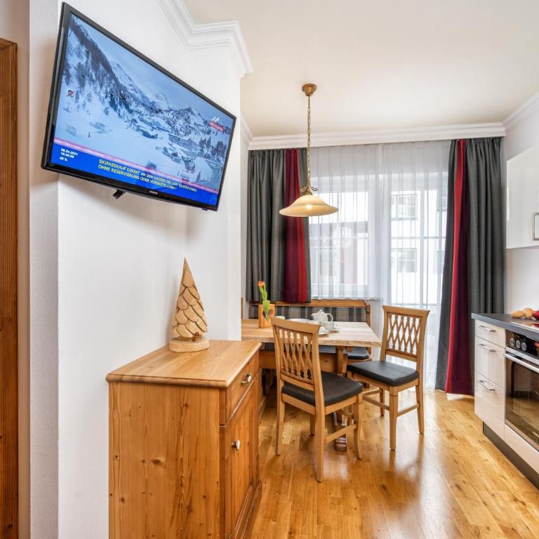 Hotel Almschlössl & Schrotteralm - Standard Apartment - 4