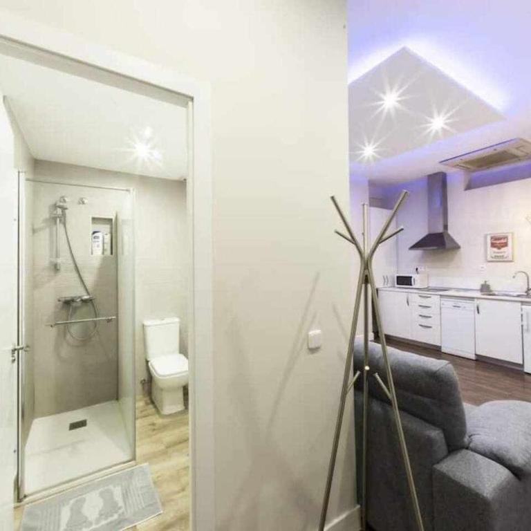 Céntrico apartamento entre Sol, Ópera y Pza Mayor - Apartment - 3