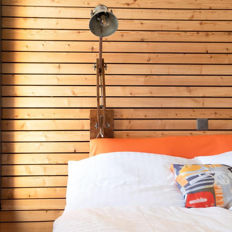 La Tzavane - Zimmer mit Kingsize-Bett und Balkon - 4