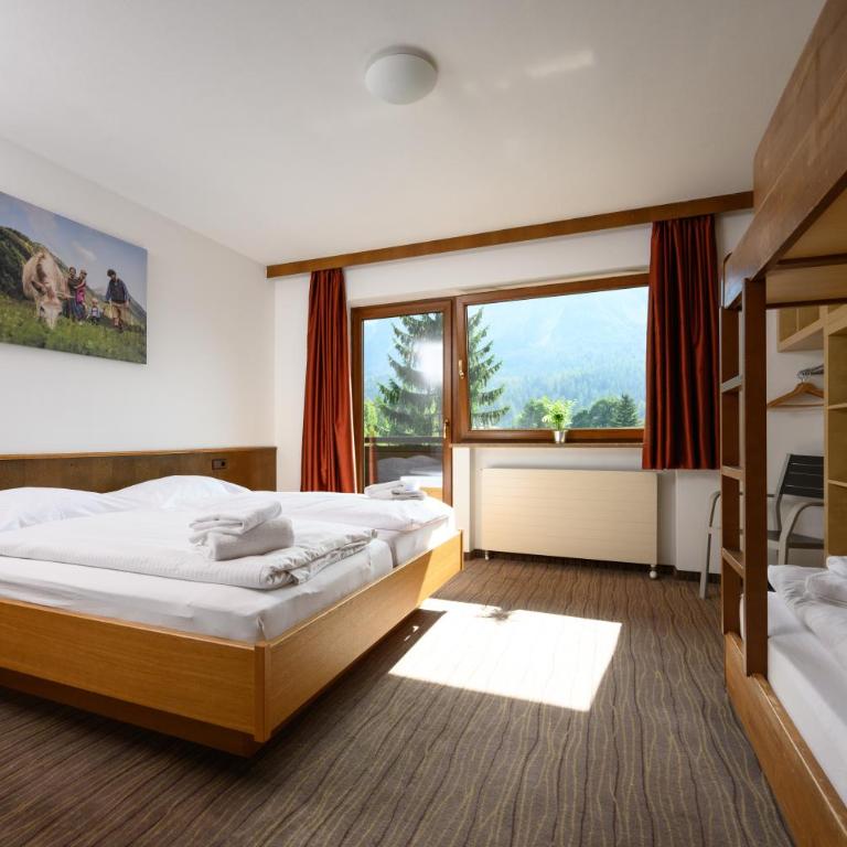 Sonnenburg Hotel - Familienzimmer mit Terrasse - 8