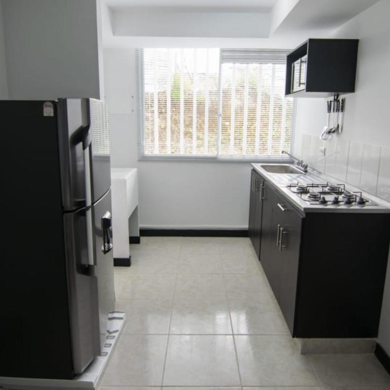 Espectaculares Apartamentos Amoblados con Piscina - Apartamento - 27