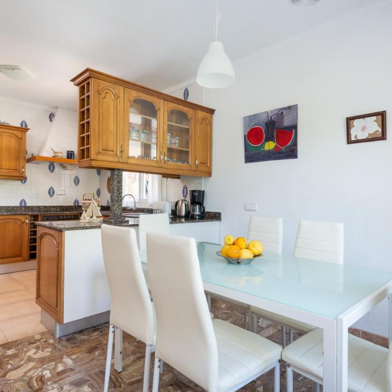 NEW! Can Malondra, villa para 8 con piscina y jardines - Villa with Private Pool - 26