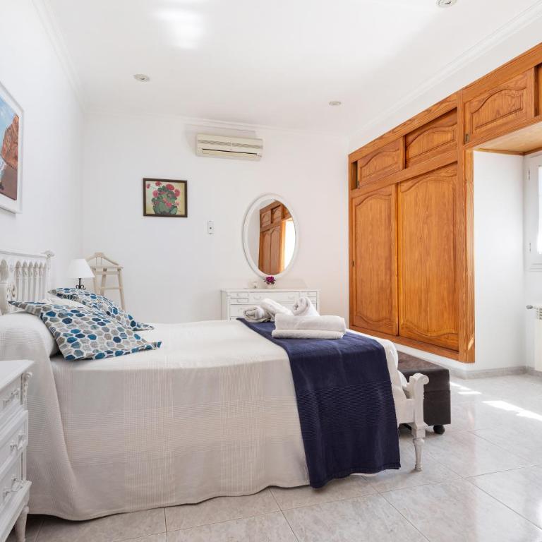 NEW! Can Malondra, villa para 8 con piscina y jardines - Villa with Private Pool - 30