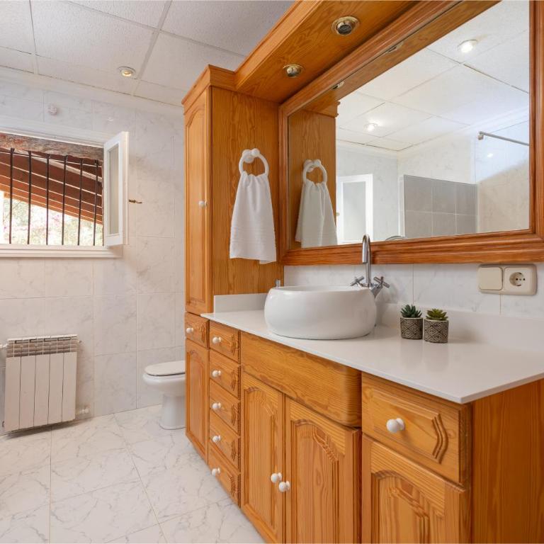 NEW! Can Malondra, villa para 8 con piscina y jardines - Villa with Private Pool - 39