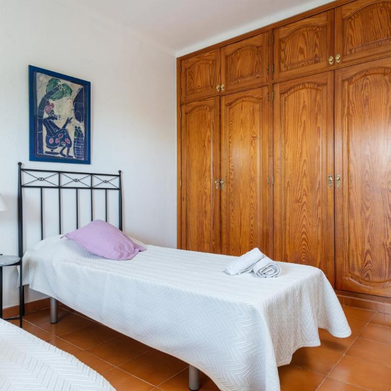 NEW! Can Malondra, villa para 8 con piscina y jardines - Villa with Private Pool - 38