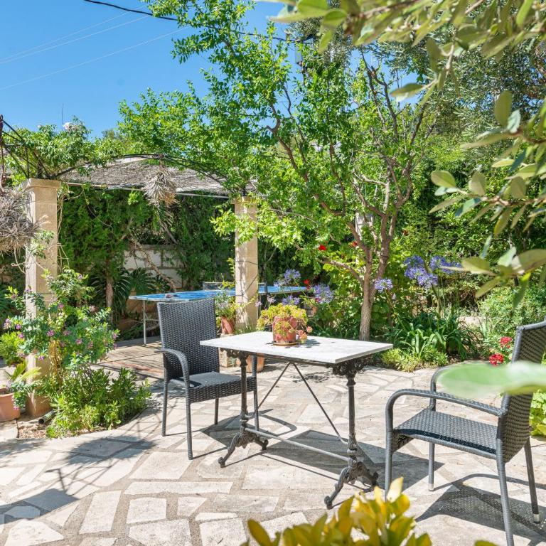 NEW! Can Malondra, villa para 8 con piscina y jardines - Villa with Private Pool - 7