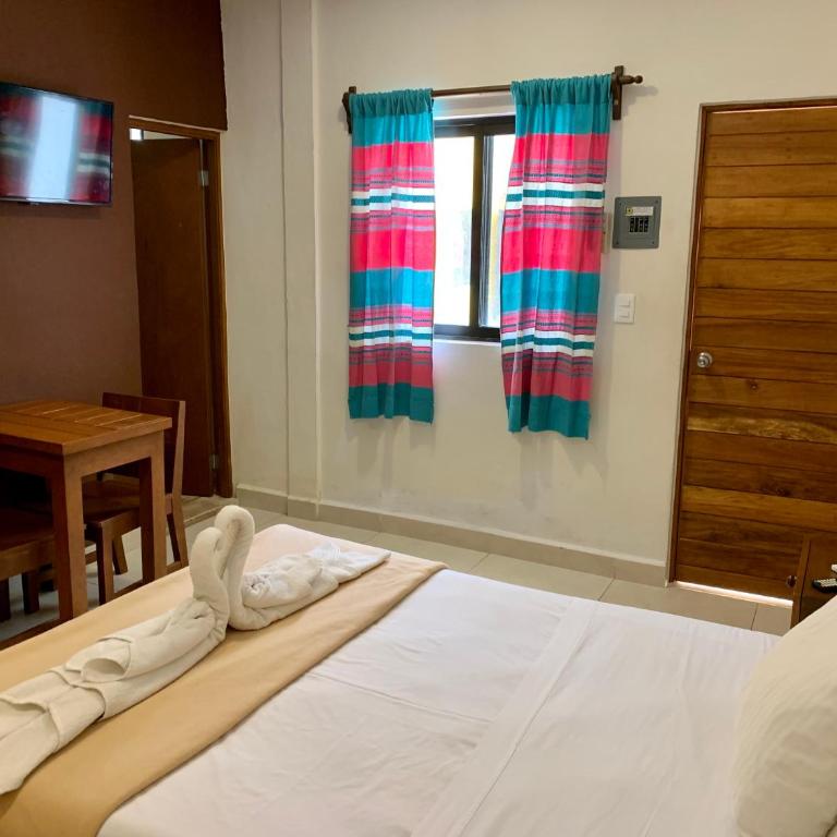 AKBAL Playa - Beach Zone - Suite con cama grande y vistas a la piscina - 9