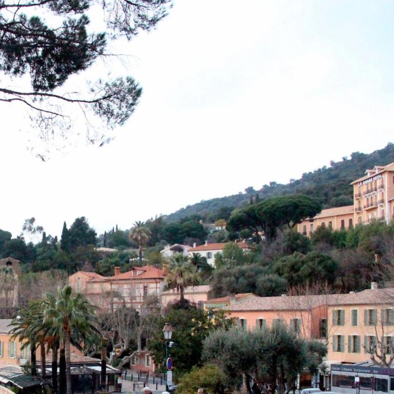 T2 Terrasse, Bormes Les Mimosas La Faviere, 5 Pers, 5 mn à pieds des plages et commerces - Appartement 1 Chambre - 27