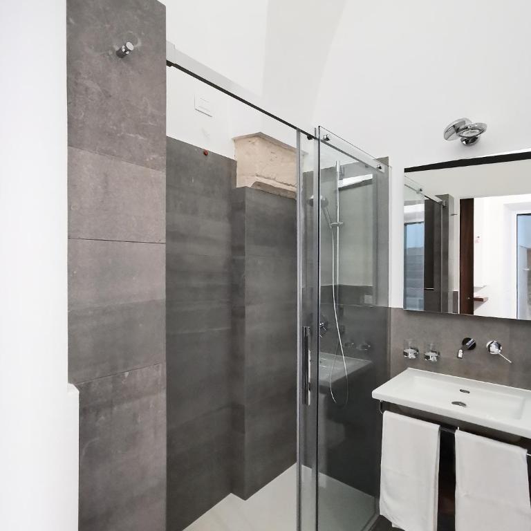 Palazzo Charlie - Suite King con Balcone - 7