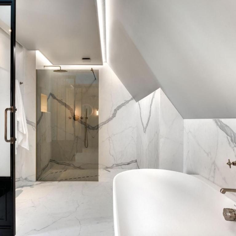 La Demeure Montaigne - Suite with City View - 2