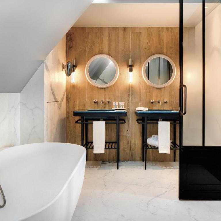 La Demeure Montaigne - Suite with City View - 3