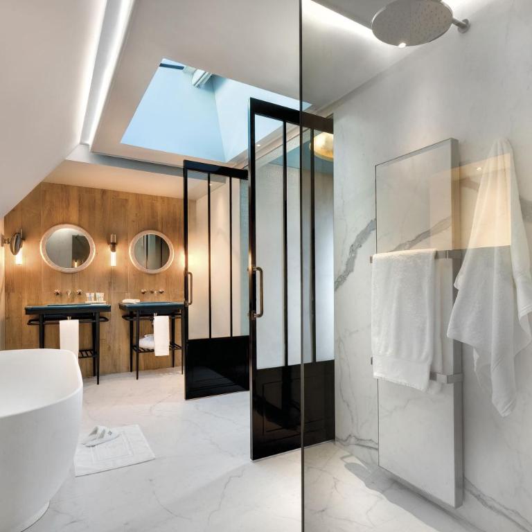 La Demeure Montaigne - Suite with City View - 1