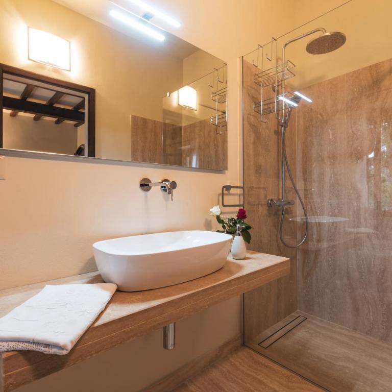 Wine Estate Rooms Paradiso di Cacuci - Deluxe Double Room - 7