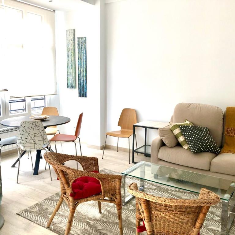 FOODIES LOCATION. SURF. NETFLIX . 3 BDR - Apartamento de 3 dormitorios - 25