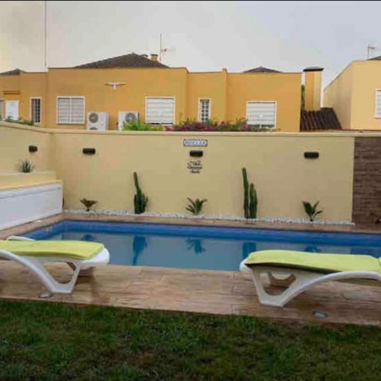 VIVE JEREZ Casa de lujo con piscina y barbacoa en la mejor zona de Jerez de la Frontera - Casa de 5 dormitorios - 45