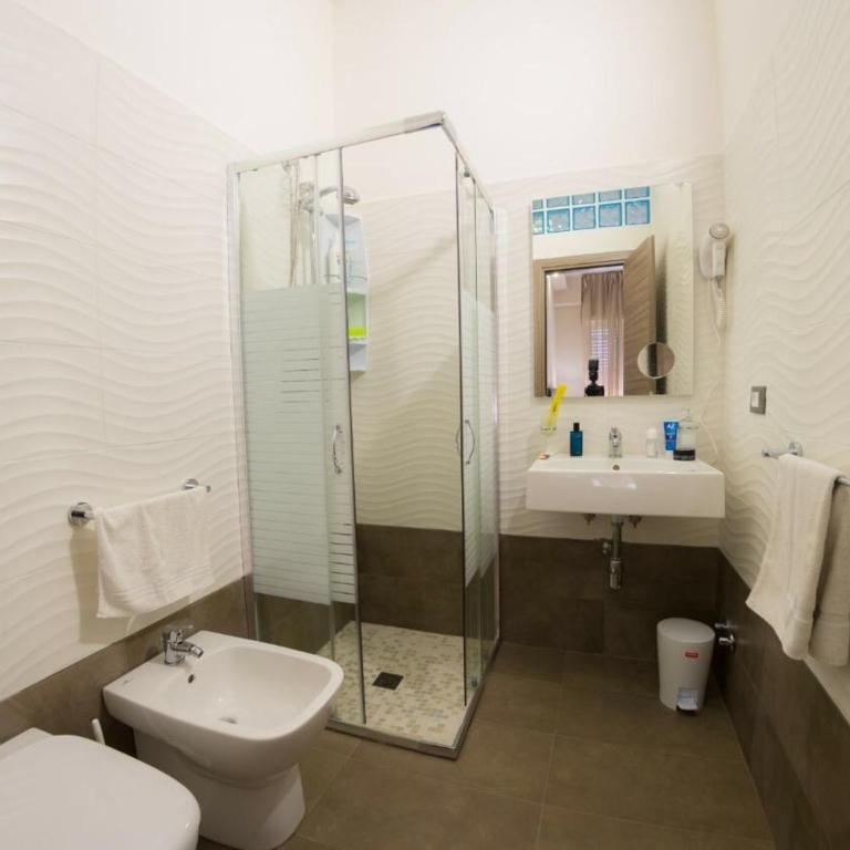 B&B Fontana - Large Single Room - 2