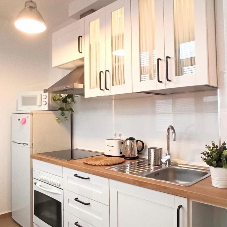 Céntrico apartamento con terraza y WIFI - Apartamento de 2 dormitorios - 11