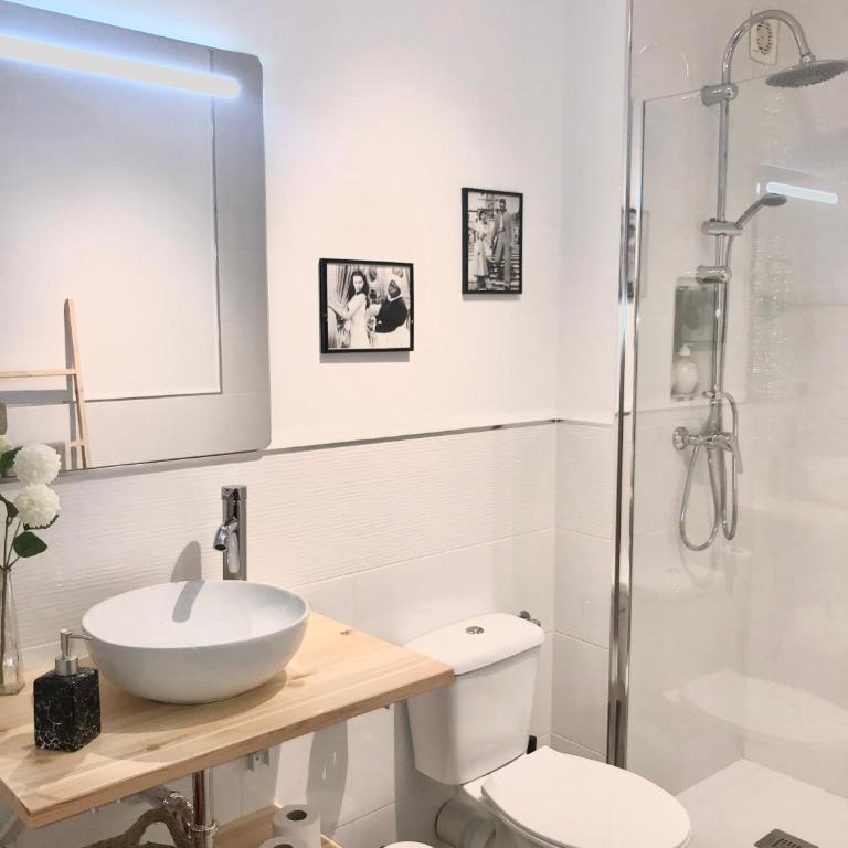 Céntrico apartamento con terraza y WIFI - Apartamento de 2 dormitorios - 2