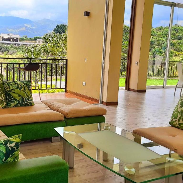 Mountain View Anapoima - Habitación Cuádruple con vistas a la montaña - 6