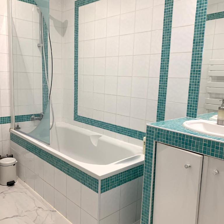 Marvellous Sunbathed 3BR at the heart of Paris - Appartement 3 Chambres - 36
