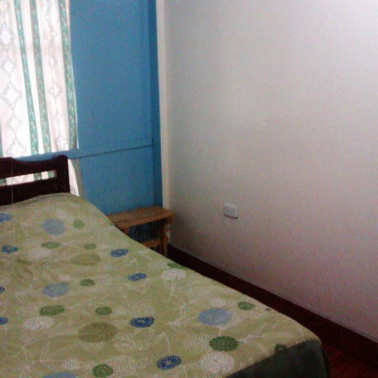 Hostal Yumbo Imperial - Double Room with Shared Bathroom - 4
