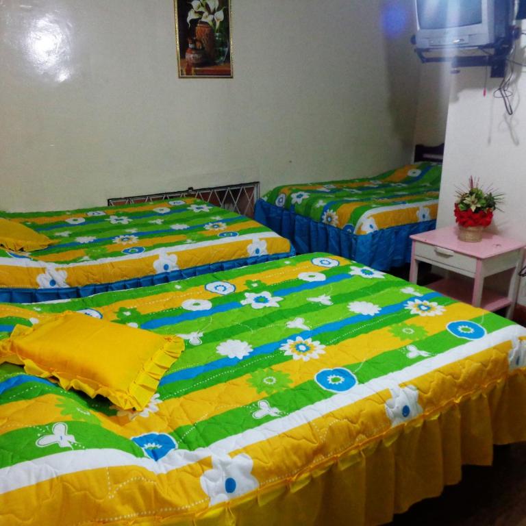 Hostal Yumbo Imperial - Habitación Triple con baño privado - 4