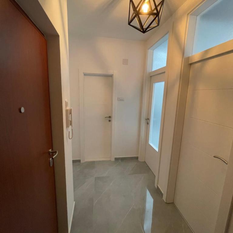 Trebinje LUX Apartman sa garažom blizu centra - Apartman sa 1 Spavaćom Sobom - 17