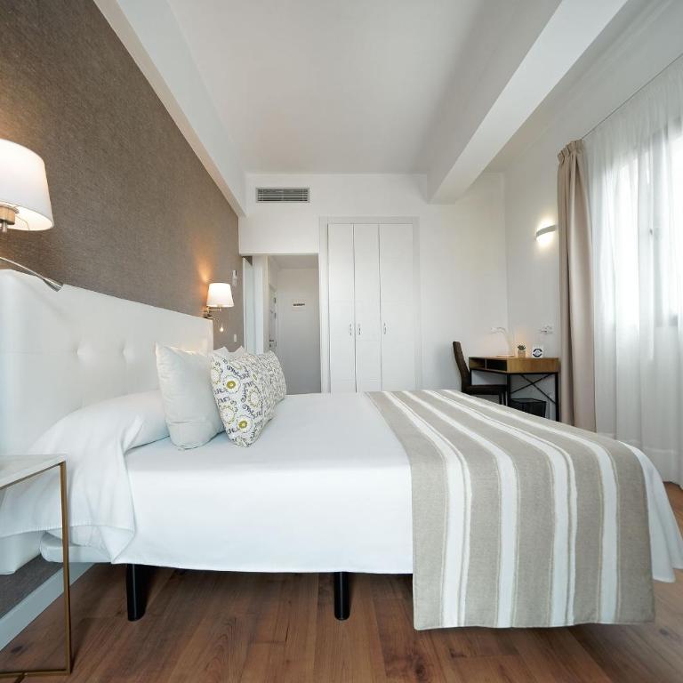 Hotel Matilde by Grupo Matilde - Habitación Doble con terraza - 2 camas - 8