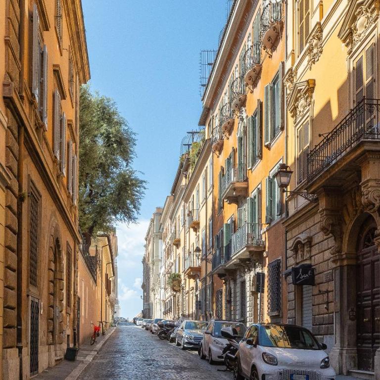 Gregoriana Luxury Rental in Rome - Appartamento con 3 Camere da Letto - 12