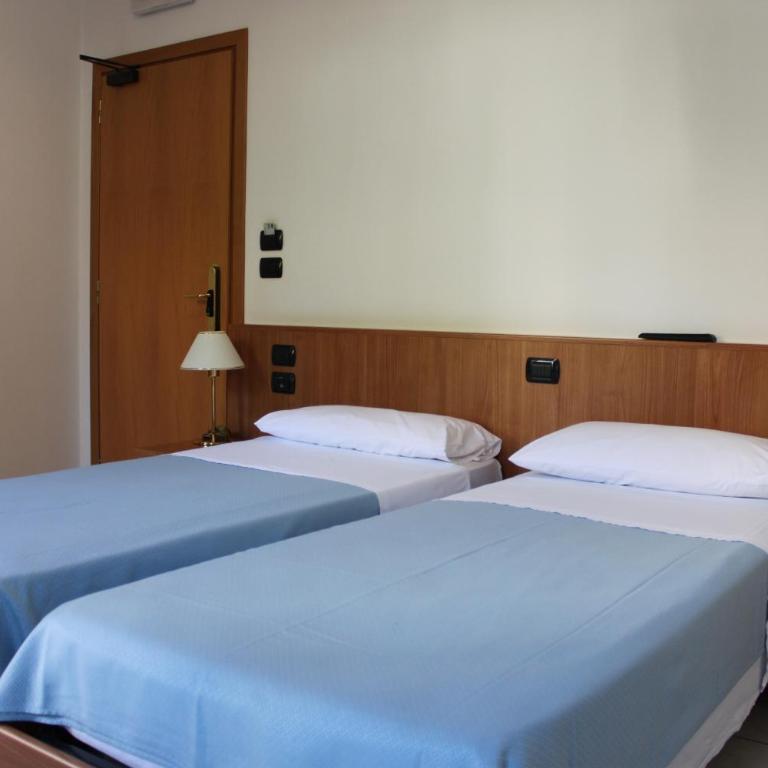 Albergo Hofer - Camera Matrimoniale/Doppia con Letti Singoli - 4