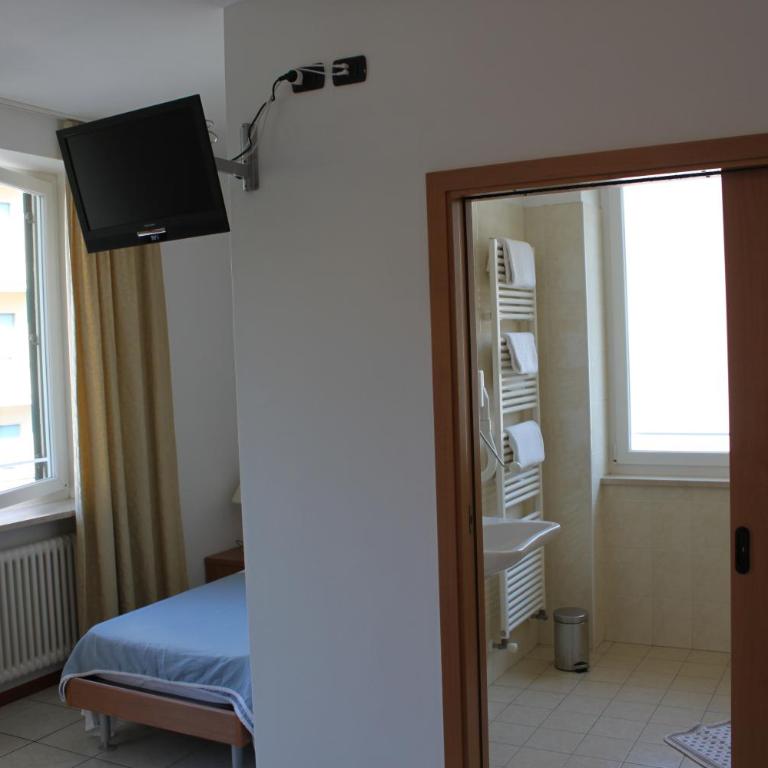 Albergo Hofer - Camera Tripla - 7