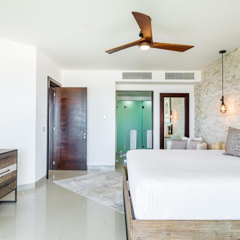 Gorgeous Ocean Front Apartment Casa Shell condo - Two-Bedroom Apartment - 3