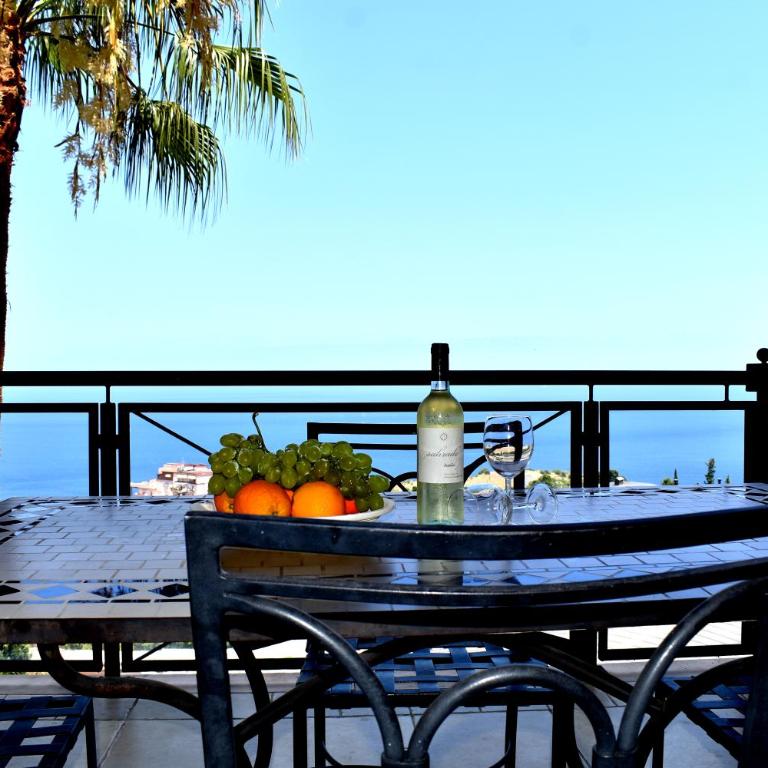 Taormina Casa Althea & Elite Apartments - Taormina Holidays - Two-Bedroom Apartment - 14