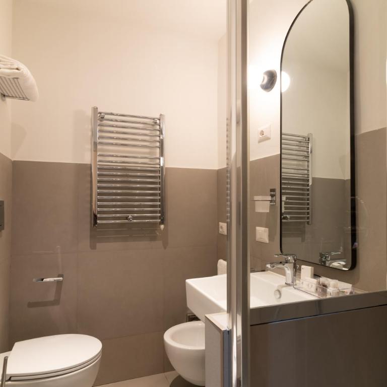 Relais Virgilio - Double Room with Private Bathroom - 11