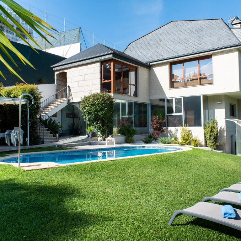 Casa El Castañal con Piscina Privada - Villa de 3 dormitorios - 1