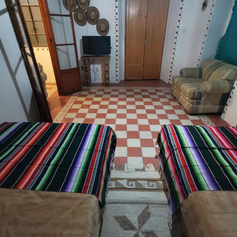 Cuarto Panchito ***Centro Histórico*** - Quadruple Room with Private Bathroom - 16